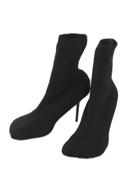 EXQUISITE ANATOMIC STRETCH KNIT BALENCIAGA ANKLE BOOTS.