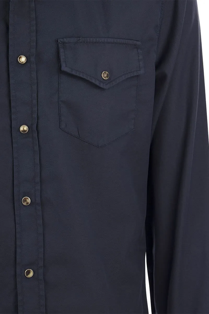 GARMENT DYED TWILL EASY FIT SHIRT WITH PRESS STUDS