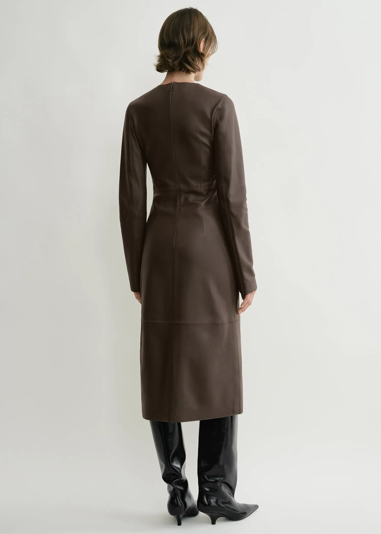 Paneled leather dress bark